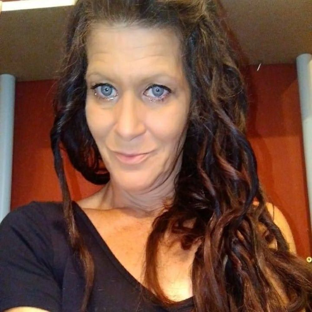 Meet your Posher, Carla